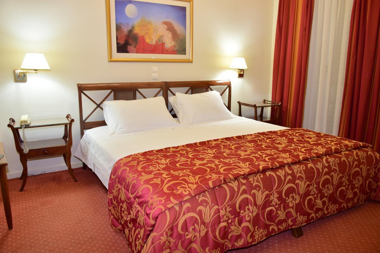 Hotel Galaxias Agrinio Extérieur photo