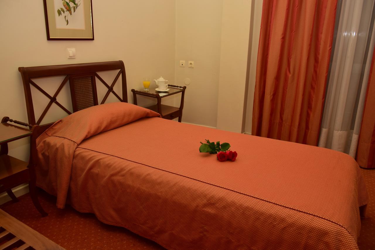 Hotel Galaxias Agrinio Extérieur photo